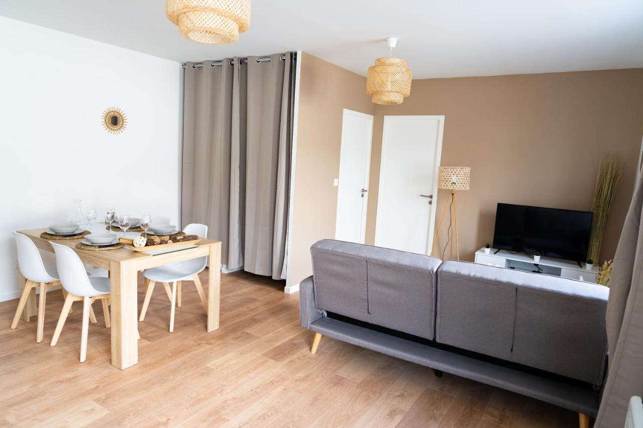 Spacieux Appartement Avec Parking Prive A סומור מראה חיצוני תמונה